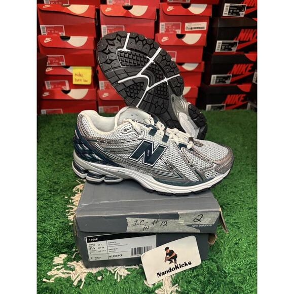 Balance 327 New Balance Oncinha New Balance 1906R Silver Metallic